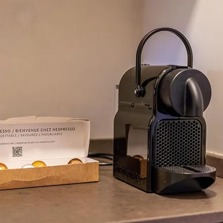 Piazza Maggiore-luxury Apartment-elegant Terrace Апартаменты *