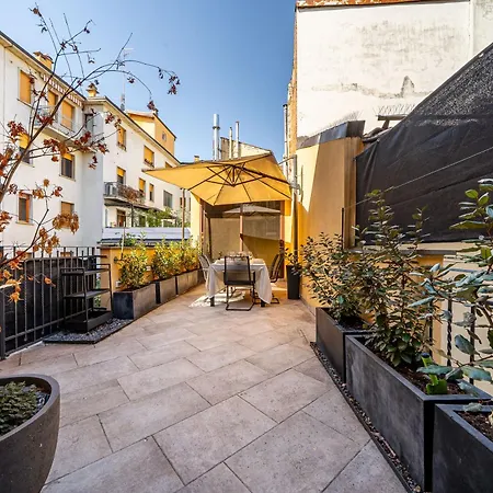 Apartament Piazza Maggiore-luxury Apartment-elegant Terrace Bolonia
