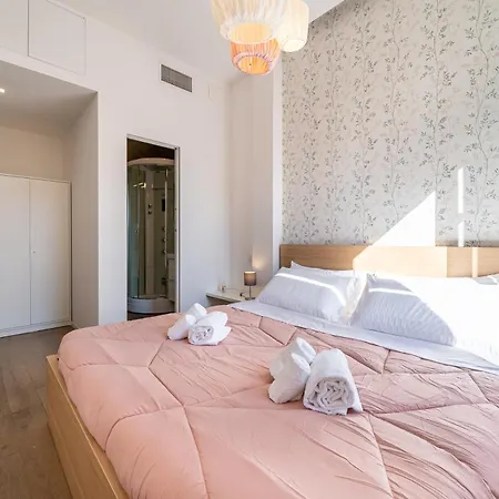 Apartament Piazza Maggiore-luxury Apartment-elegant Terrace Bolonia